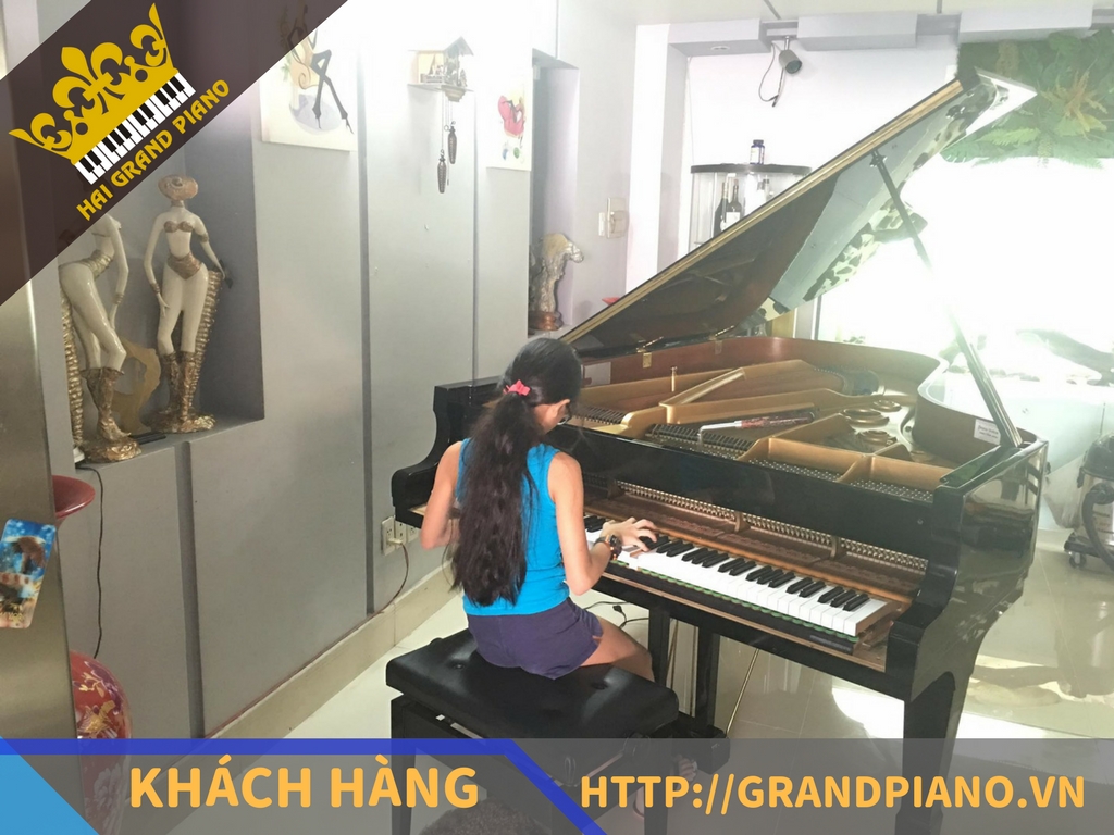 Lan Ngọc - Đàn Grand Piano Kawai KG-2
