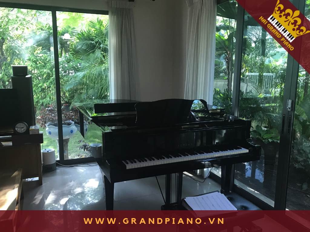 grand-piano-yamaha-c7_001