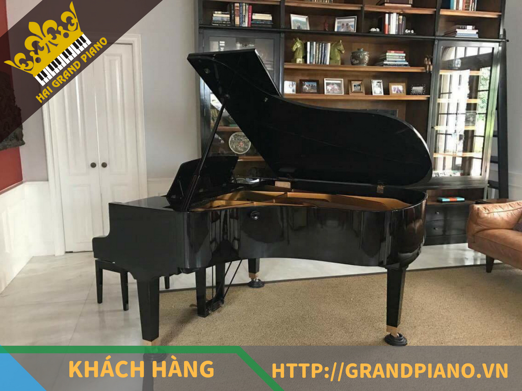 Thùy Phương - Đàn Grand Piano Atlas AG-8 Biểu Diễn 