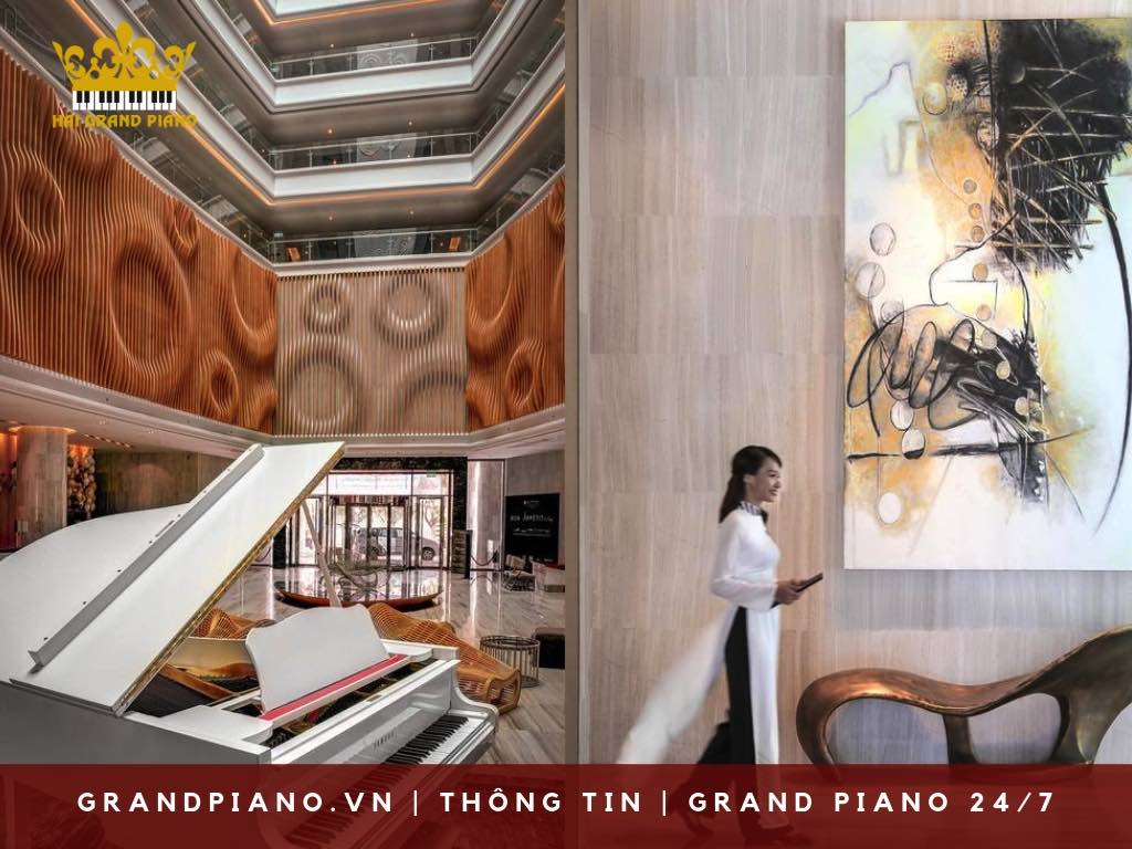 KHONG-GIAN-GRAND-PIANO-KHACH-SAN_001